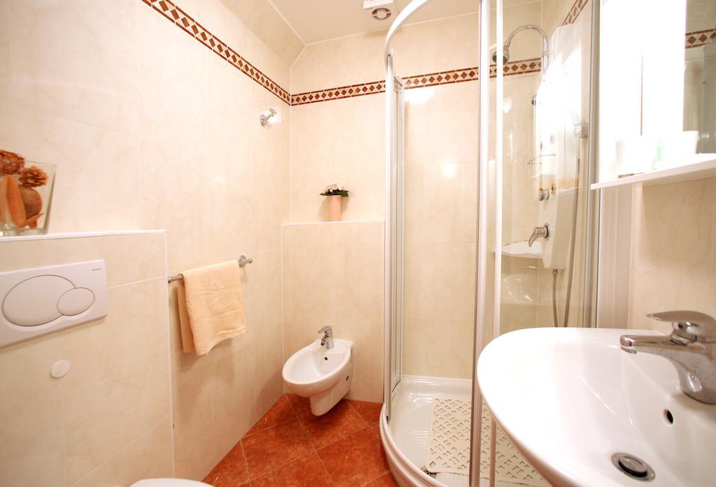Holiday Home Villa Bella Vrsar Pokoj fotografie